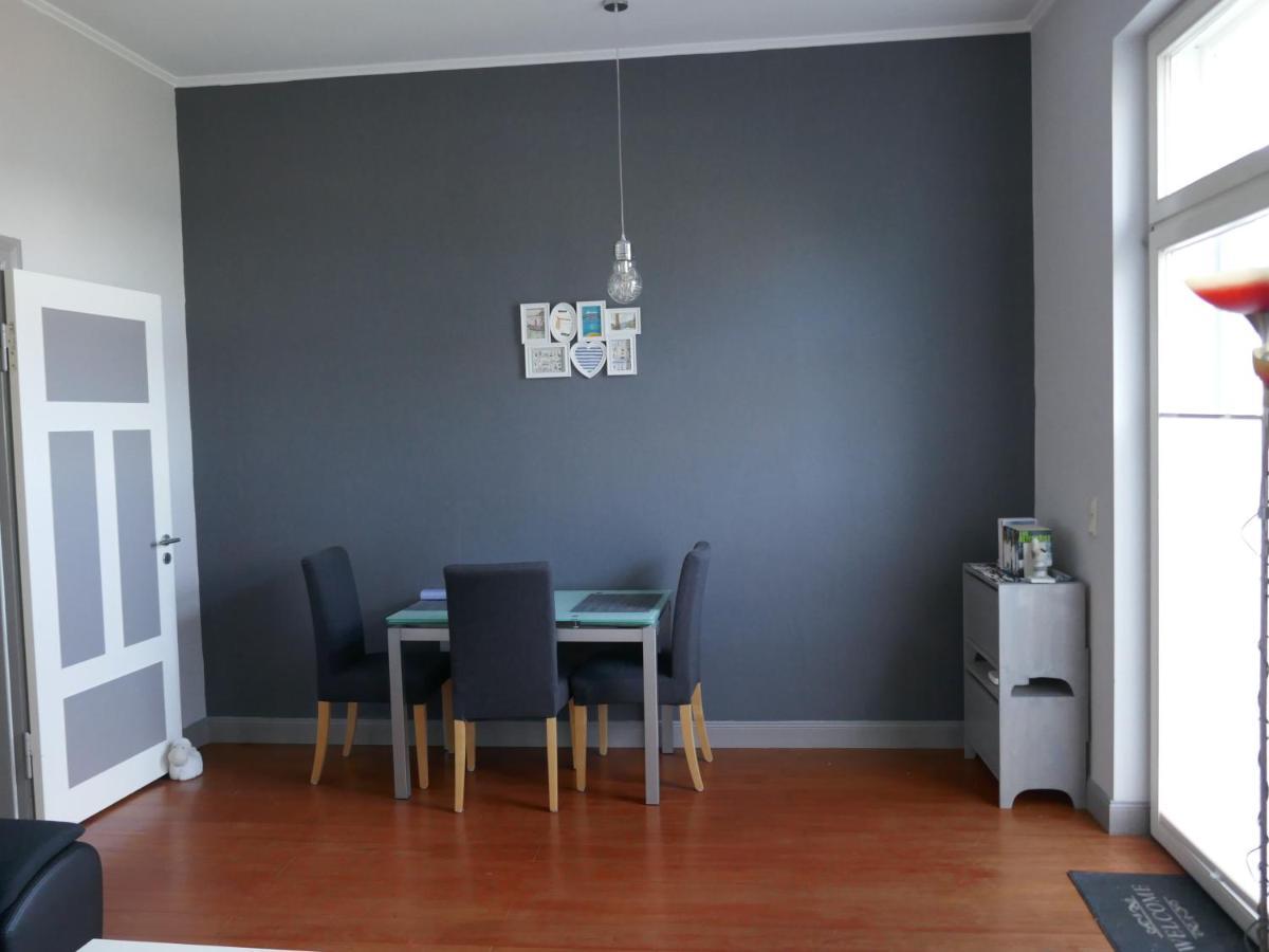 Wohnen Am Seglerhafen Mit Traveblick Im Kontorhaus Viele Extras Apartment Lubeck